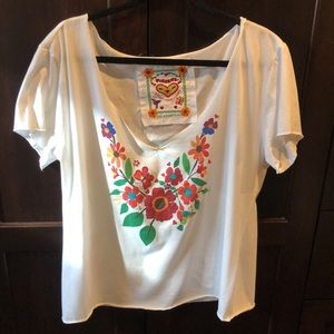 Pusser’s pima cotton hand painted deep v-neck tee NWOT